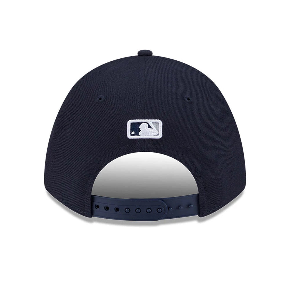 This is a New York Yankees MLB Player Replica Navy 9FORTY M-Crown Adjustable Cap 6