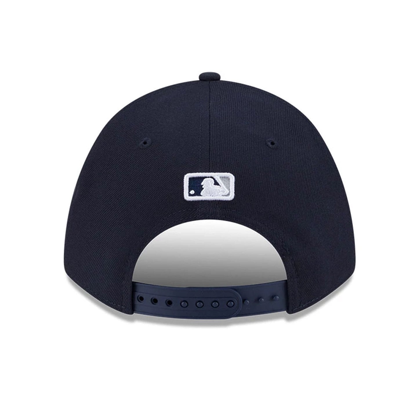 This is a New York Yankees MLB Player Replica Navy 9FORTY M-Crown Adjustable Cap 6