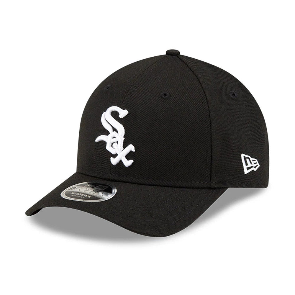 This is a Chicago White Sox MLB Player Replica Black 9FORTY M-Crown Adjustable Cap 1