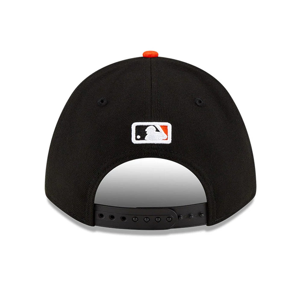 This is a San Francisco Giants MLB Player Replica Black 9FORTY M-Crown Adjustable Cap 4