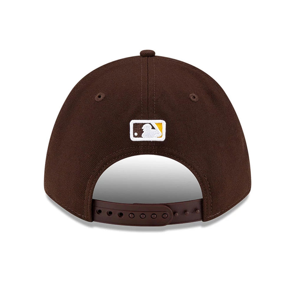 This is a San Diego Padres MLB Player Replica Dark Brown 9FORTY M-Crown Adjustable Cap 4