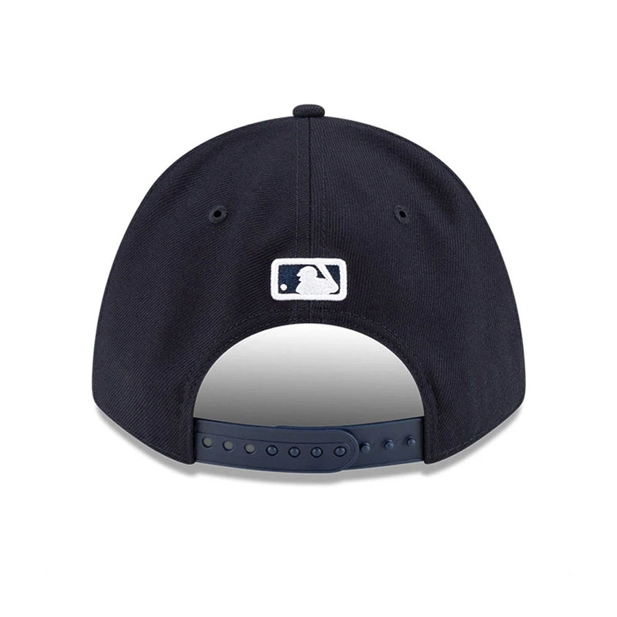 This is a Detroit Tigers MLB Player Replica Navy 9FORTY M-Crown Adjustable Cap 4