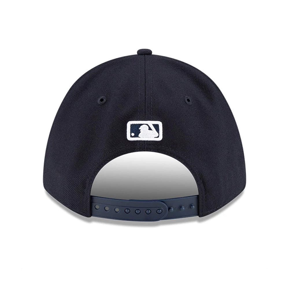 This is a Detroit Tigers MLB Player Replica Navy 9FORTY M-Crown Adjustable Cap 4