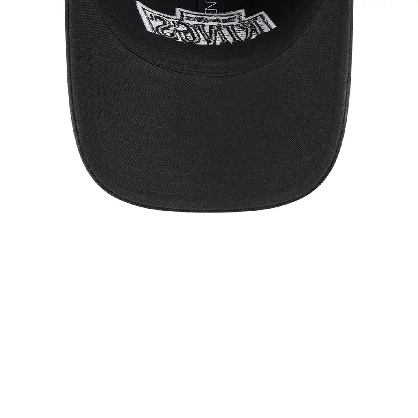 This is a LA Kings NHL Official Team Colours Black Washed 9TWENTY Adjustable Cap 7
