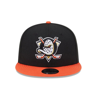 Pictured is this NHL Evergreen Anaheim Ducks 9FIFTY Snapback cap in Black. 3
