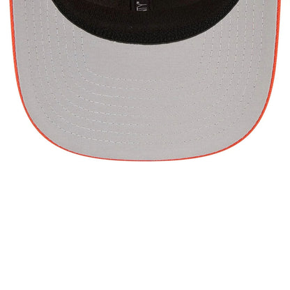 Pictured is this NHL Evergreen Anaheim Ducks 9SEVENTY Stretch Snap cap in orange. 2