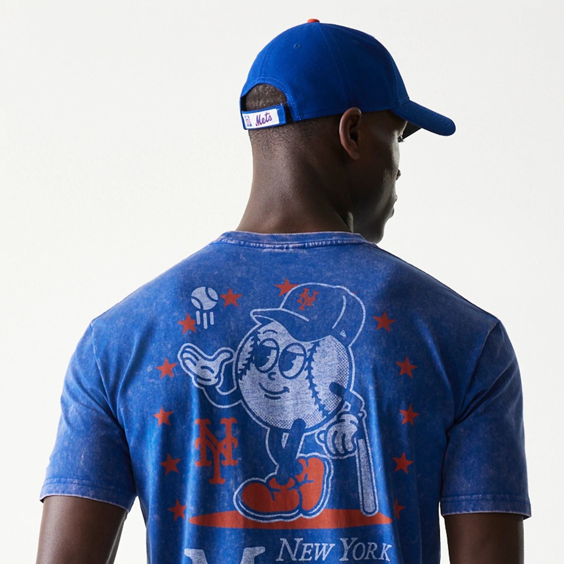 The Male model is wearing New York Mets MLB Character Blue T-Shirt 6