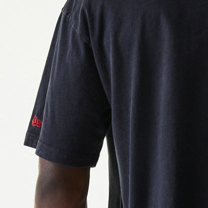 The Male model is wearing Chicago White Sox MLB City Connect G1 Black T-Shirt 4