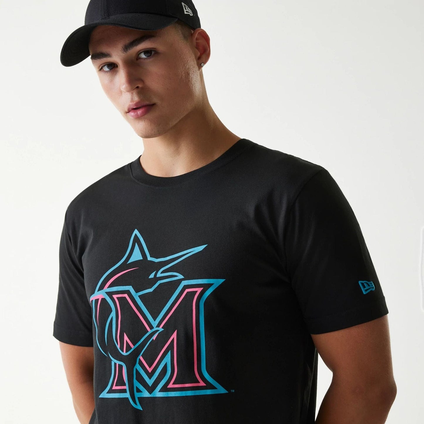The Male model is wearing Miami Marlins MLB City Connect 2025 Black T-Shirt 4