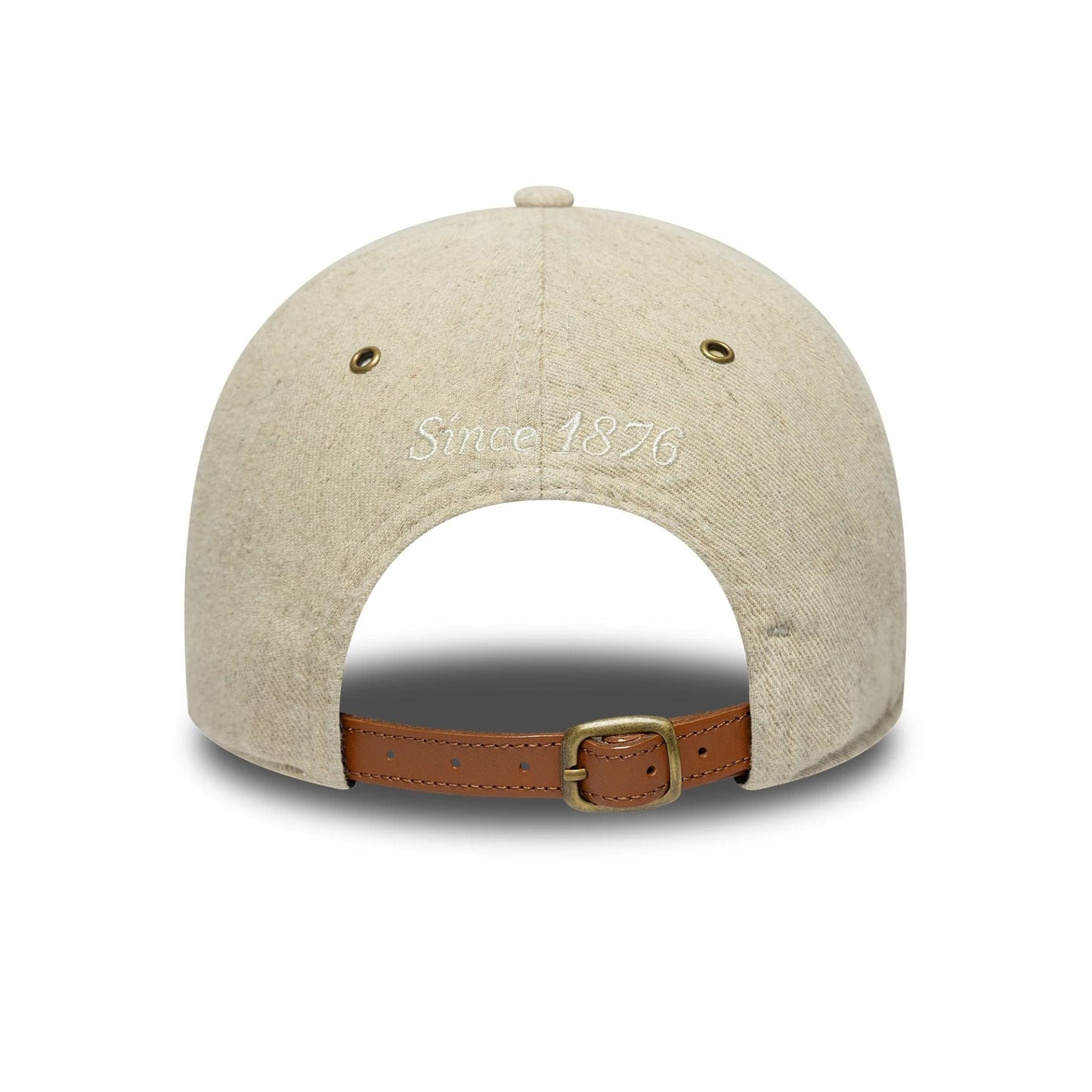 This is a Chicago Cubs MLB Cooperstown Patch Cream 9TWENTY Adjustable Cap 4