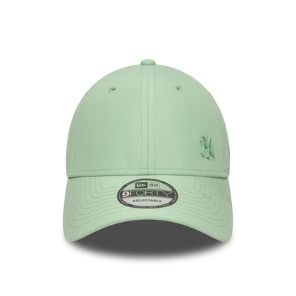 This is a New York Yankees Tonal Flawless Pastel Green 9FORTY Adjustable Cap 2