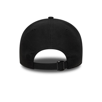 This is a New York Yankees Tonal Flawless Black 9FORTY Adjustable Cap 4
