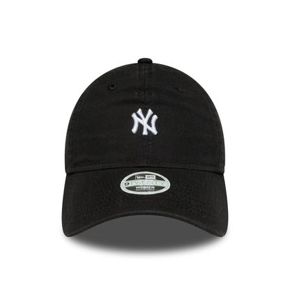 This is a New York Yankees Womens MLB Mini Washed Black 9TWENTY Adjustable Cap 2