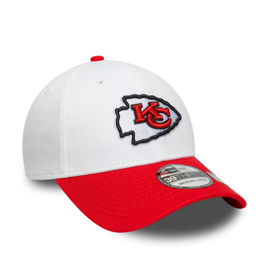 This is a Kansas City Chiefs NFL Team Logo White 39THIRTY Stretch Fit Adjustable Cap 3