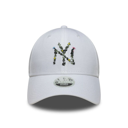 Pictured is this Womens MLB Floral Infill New York Yankees 9FORTY cap in white. 2