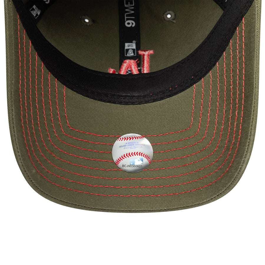 This is a LA Dodgers Womens MLB Contrast Stitch Dark Green 9TWENTY Adjustable Cap 5
