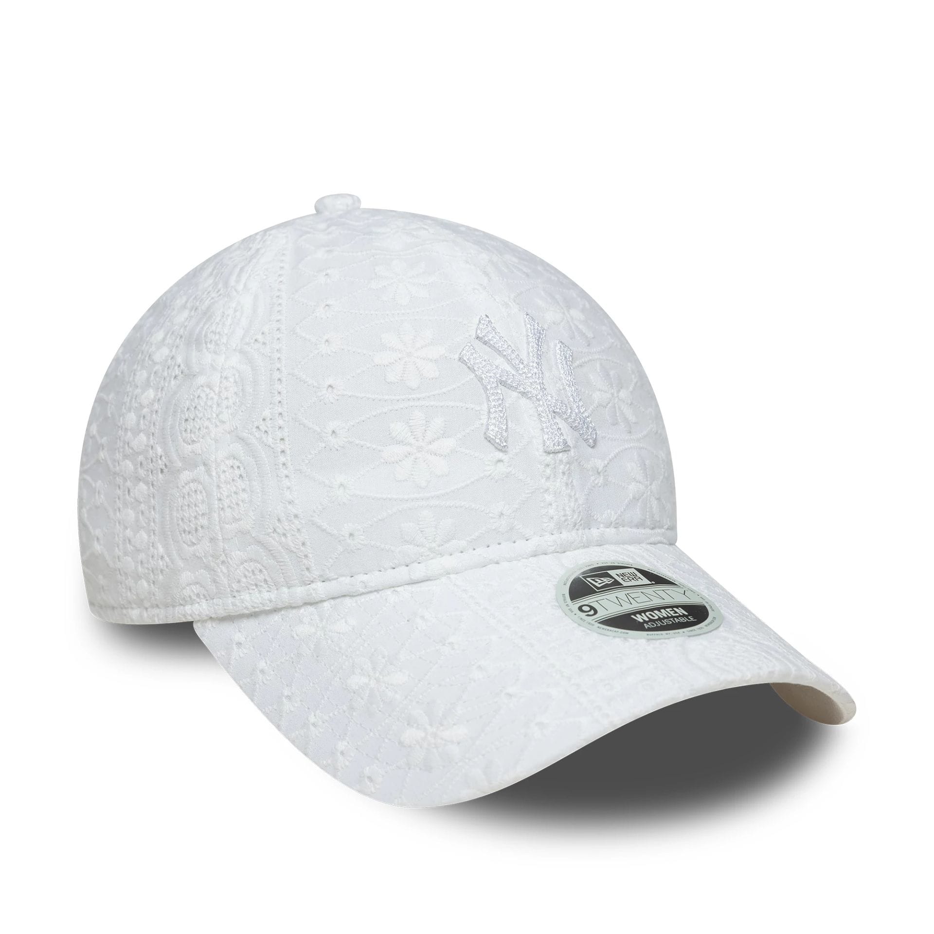 This is a New York Yankees Womens MLB Broderie White 9TWENTY Adjustable Cap 3