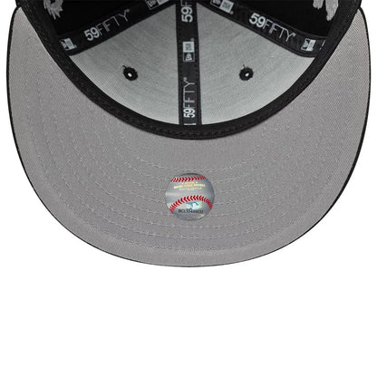 This is a New York Yankees MLB Mythical Black 59FIFTY Fitted Cap 7