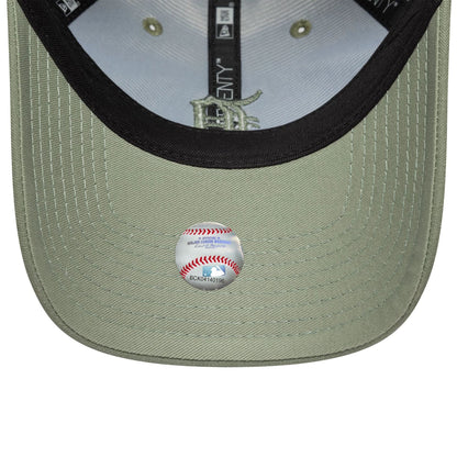 This is a Detroit Tigers Womens MLB Linen Green 9TWENTY Adjustable Cap 5