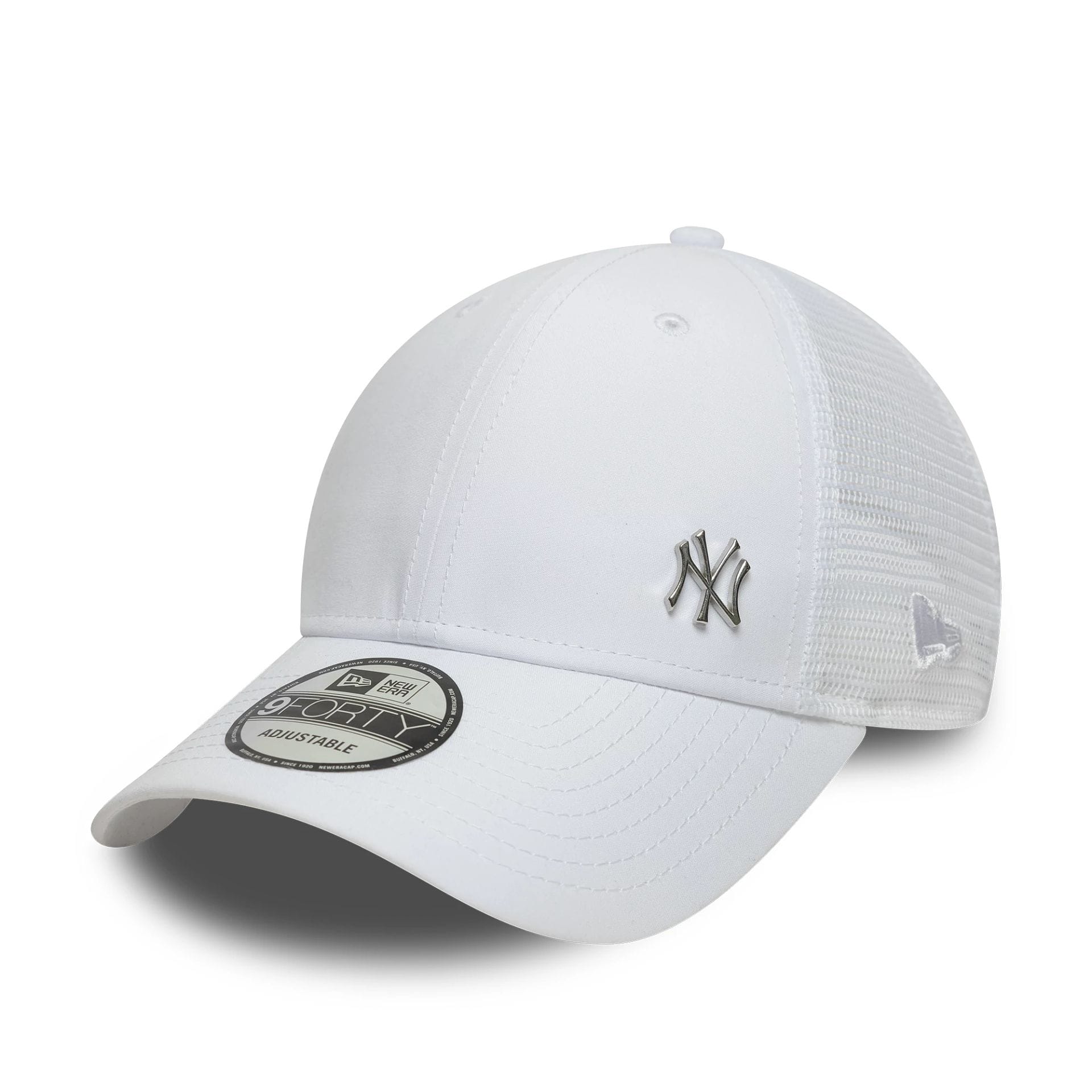 This is a New York Yankees MLB Flawless White 9FORTY Adjustable Cap 1