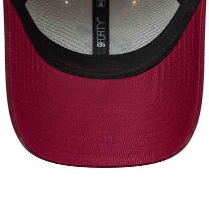 This is a New Era Linen Cream 9FORTY Adjustable Cap 5