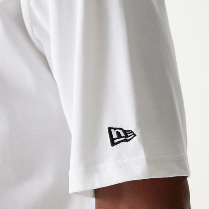 The Male model is wearing LA Lakers NBA Palm Tree White Oversized T-Shirt 6