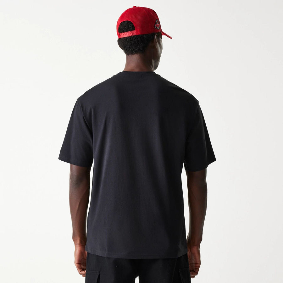 The Male model is wearing Chicago Bulls NBA Palm Tree Black Oversized T-Shirt 2