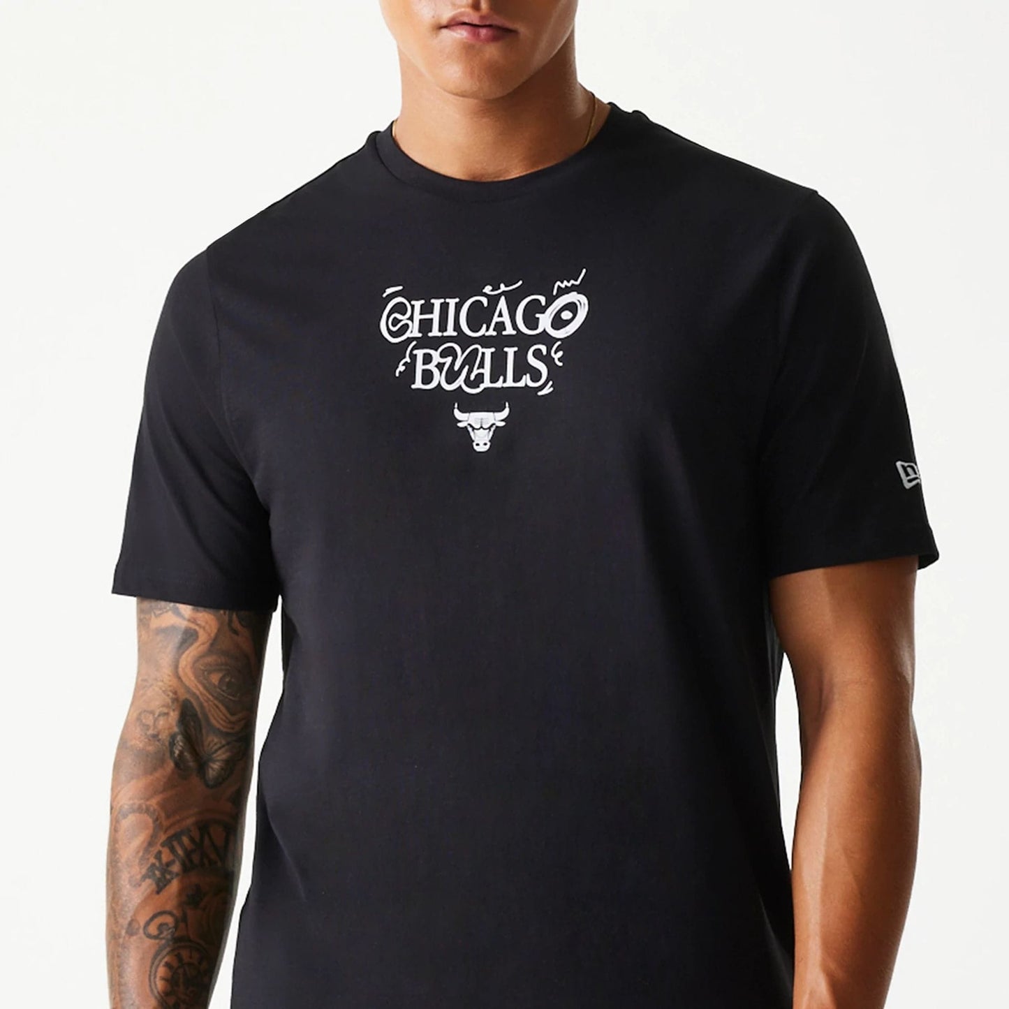 The Male model is wearing Chicago Bulls NBA Court Graphic Black T-Shirt 3