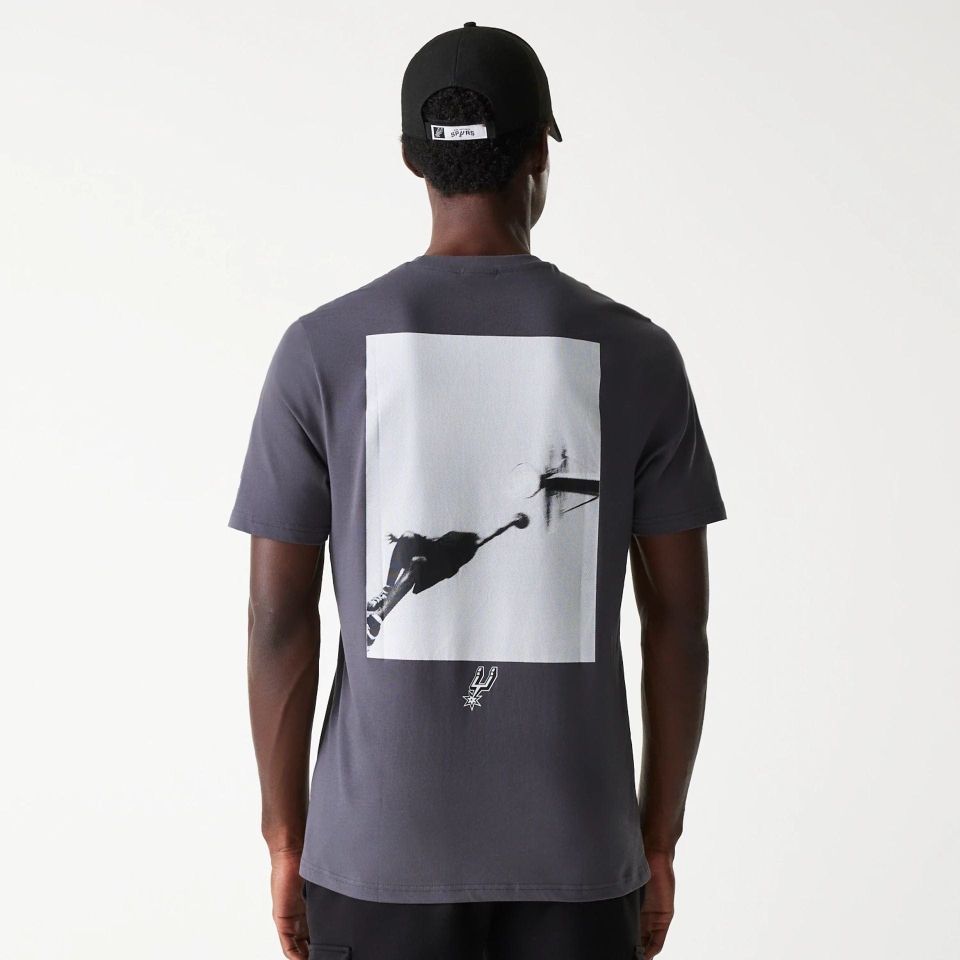 The Male model is wearing San Antonio Spurs NBA Court Graphic Dark Grey T-Shirt 2