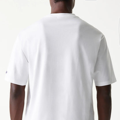 The Male model is wearing LA Lakers NBA Team Graphic White Oversized T-Shirt 7