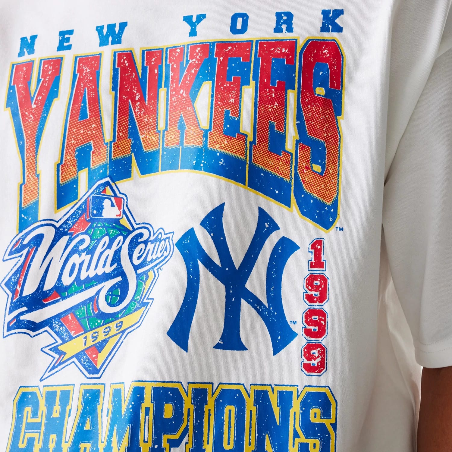 The Male model is wearing New York Yankees MLB World Series 1999 White Oversized T-Shirt 6
