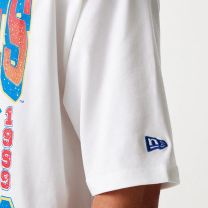 The Male model is wearing New York Yankees MLB World Series 1999 White Oversized T-Shirt 7