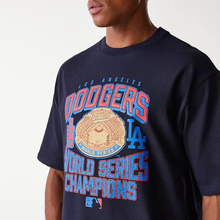 The Male model is wearing LA Dodgers MLB World Series Navy Oversized T-Shirt 5