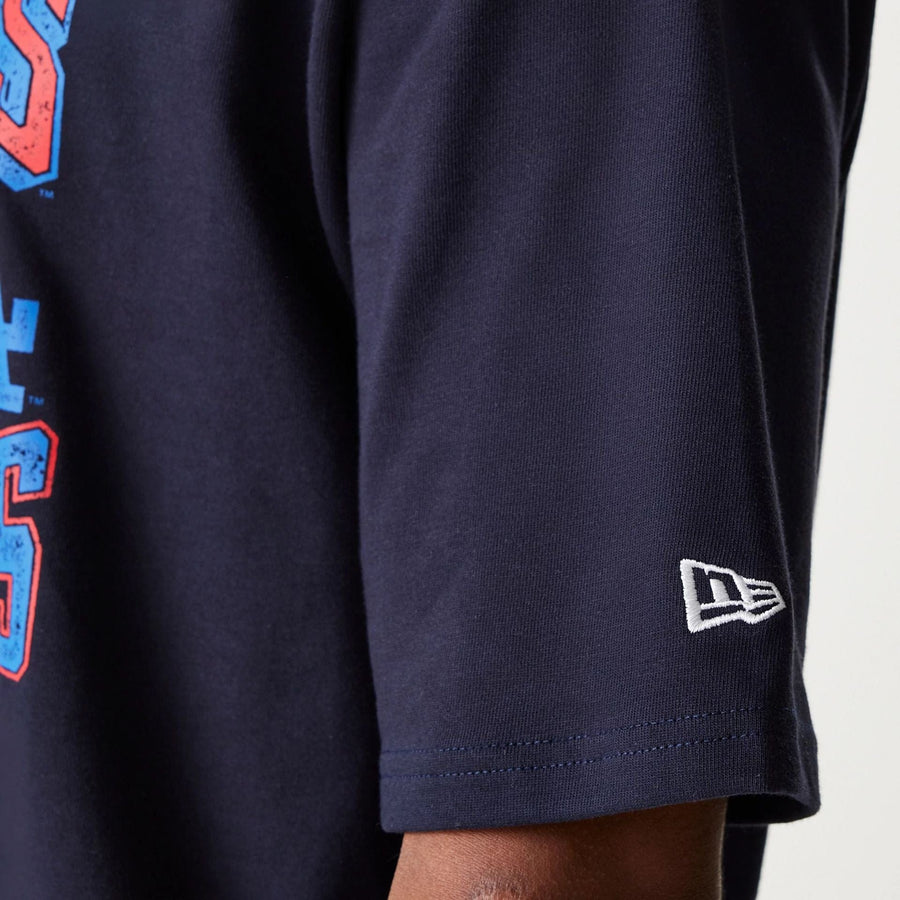 The Male model is wearing LA Dodgers MLB World Series Navy Oversized T-Shirt 7