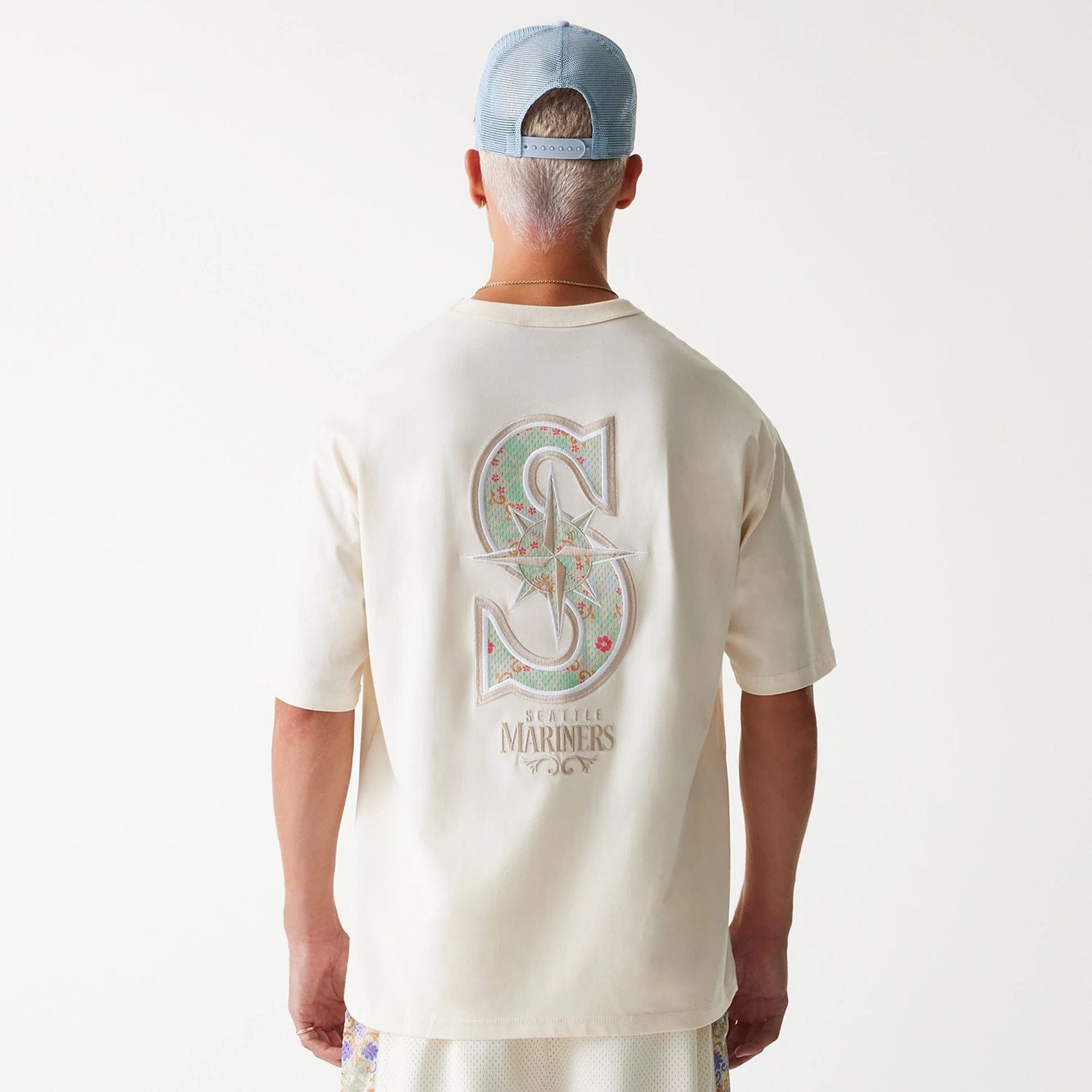 The Male model is wearing Seattle Mariners MLB Infill Open White Oversized T-Shirt 2