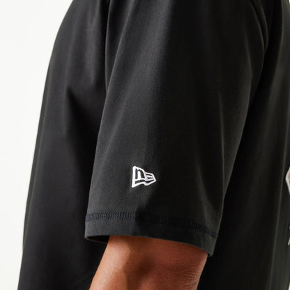 The Male model is wearing New York Yankees MLB Infill Black Oversized T-Shirt 6