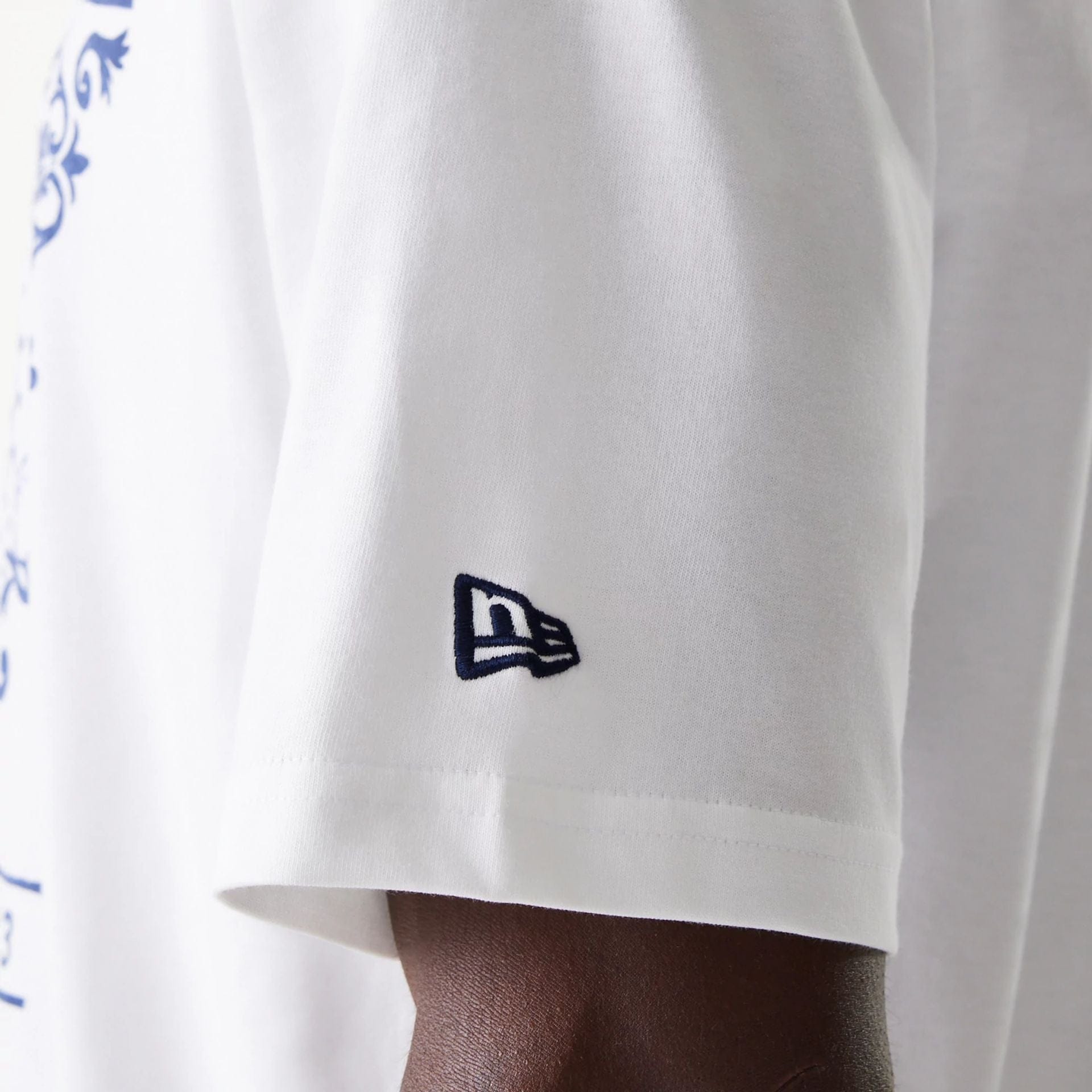 The Male model is wearing New York Yankees MLB Floral Graphic White Oversized T-Shirt 5