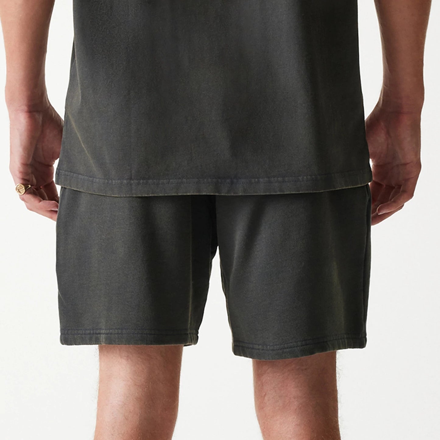 The Male model is wearing Chicago Bulls NBA Washed Grey Shorts 6