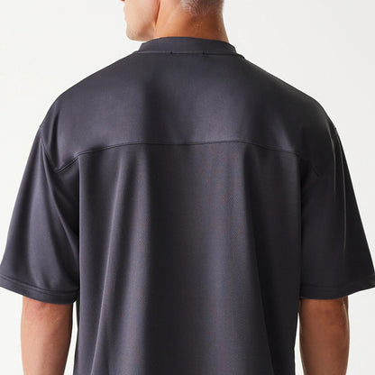 The Male model is wearing Chicago Bulls NBA Tonal Dark Grey Mesh Jersey 6