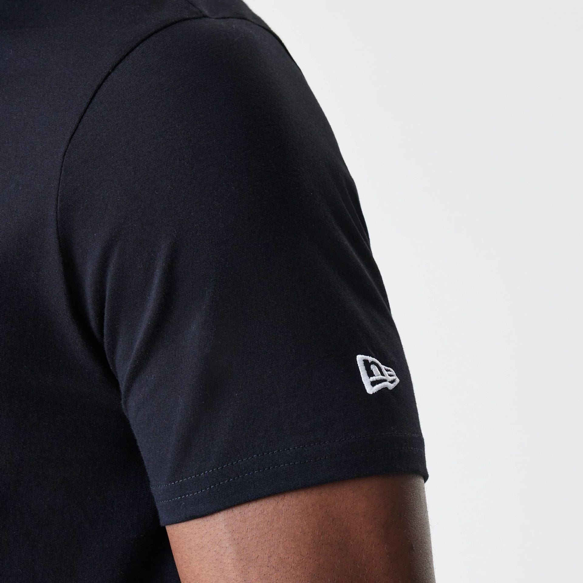 The Male model is wearing Las Vegas Raiders NFL Logo Black T-Shirt 5