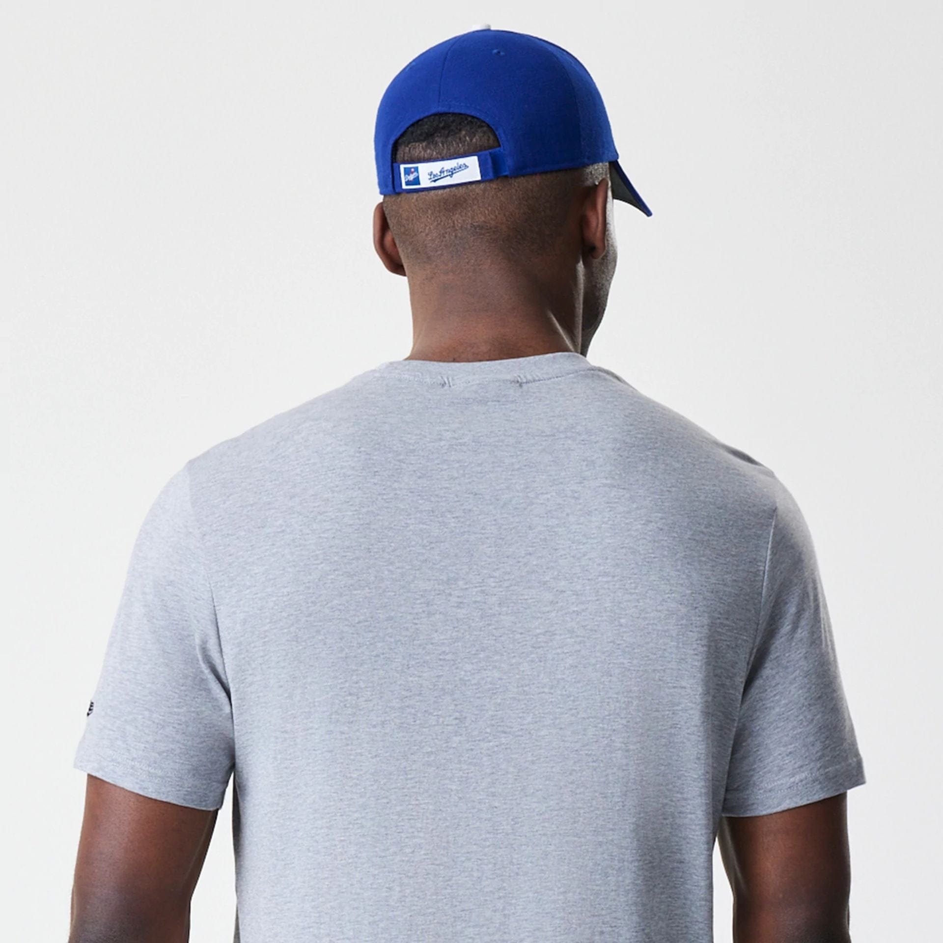 The Male model is wearing LA Dodgers MLB Logo Grey T-Shirt 7