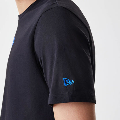 The Male model is wearing New York Yankees MLB Logo Black T-Shirt 5