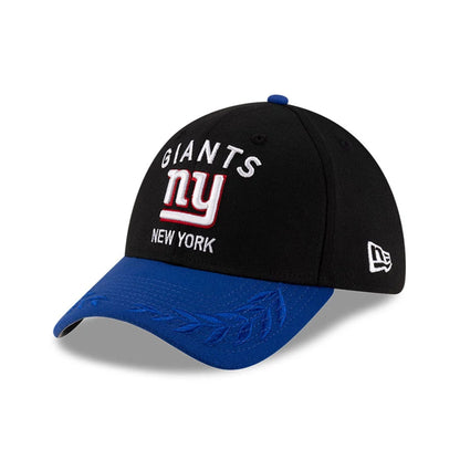 This is a New York Giants NFL Draft 2025 Black 39THIRTY Stretch Fit Cap 1