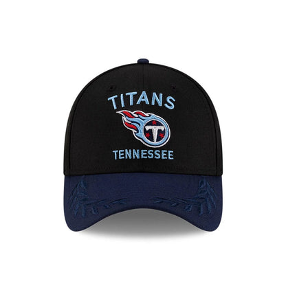 This is a Tennessee Titans NFL Draft 2025 Black 39THIRTY Stretch Fit Cap 3