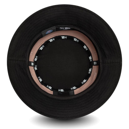 This is a Paris Saint-Germain Contrast Crown Black Bucket Hat 5