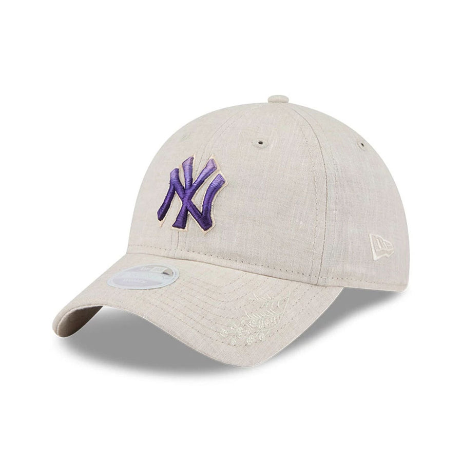 This is a New York Yankees Floral Visor Open Beige 9TWENTY Adjustable Cap 1