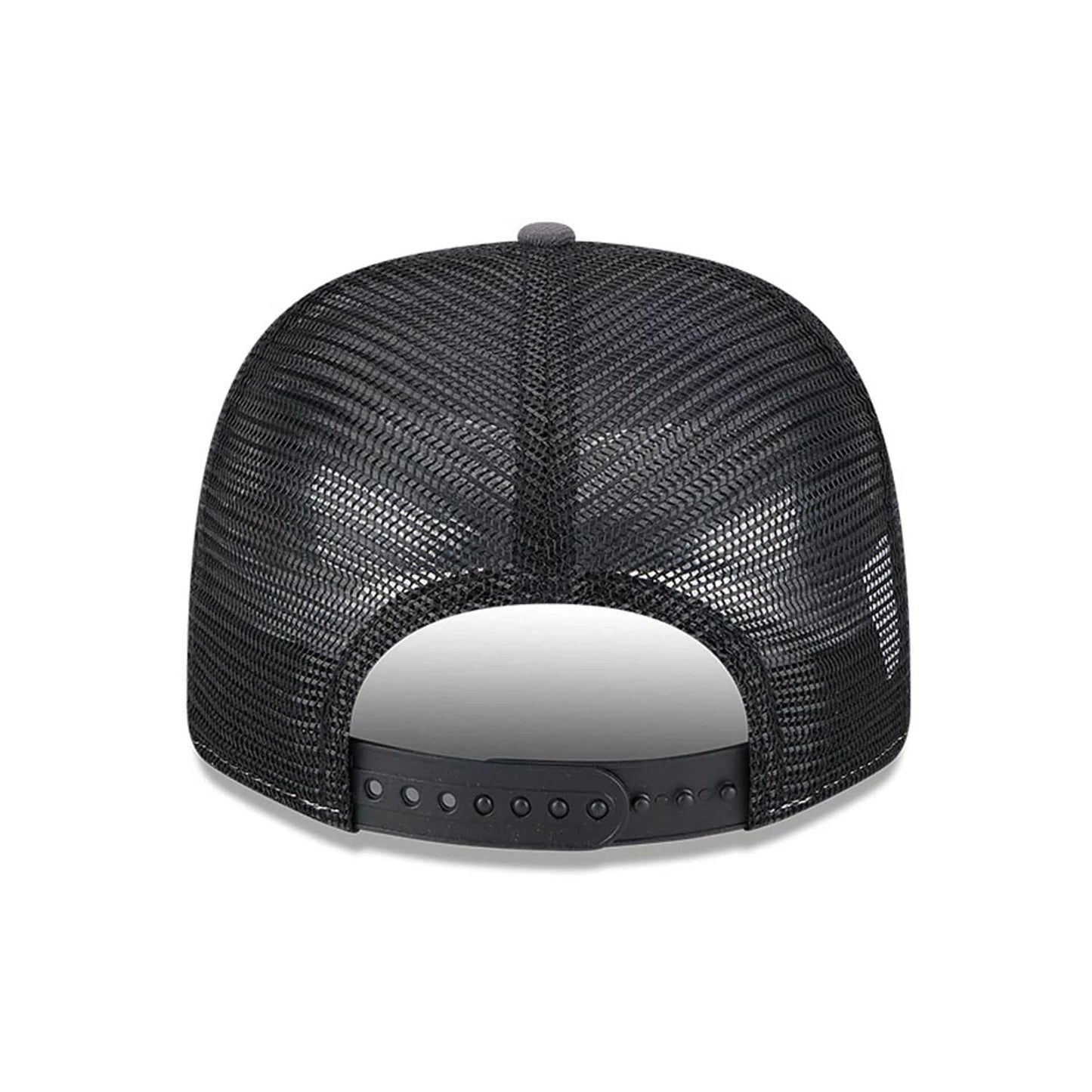 This is a Wonder Woman Dark Grey 9SEVENTY Stretch Snap Adjustable Cap 7