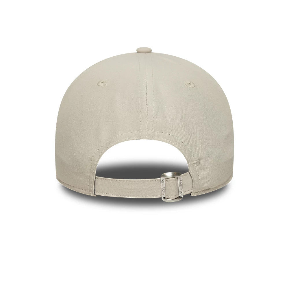 This is a New York Yankees MLB Flawless Cream 9FORTY Adjustable Cap 4