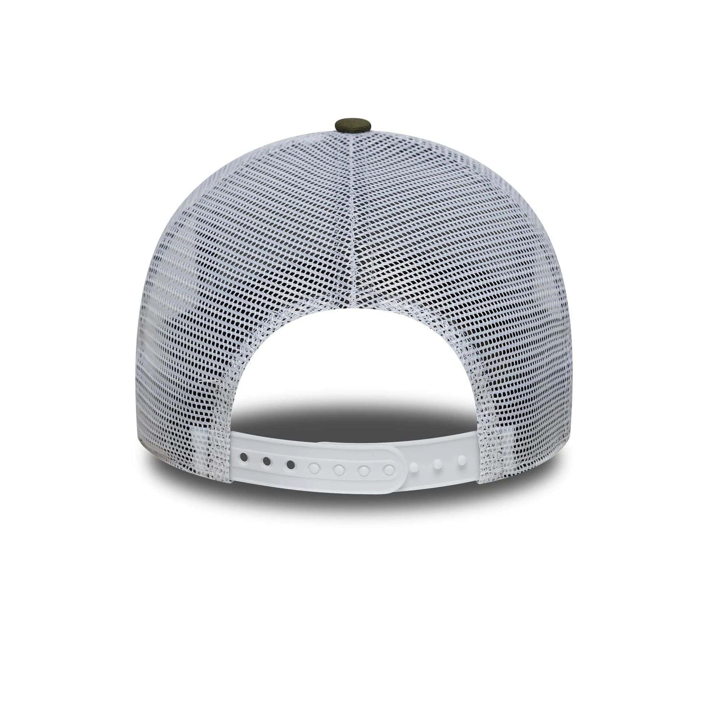 This is a New York Yankees MLB League Essential Dark Green 9FORTY E-Frame Trucker Adjustable Cap 4