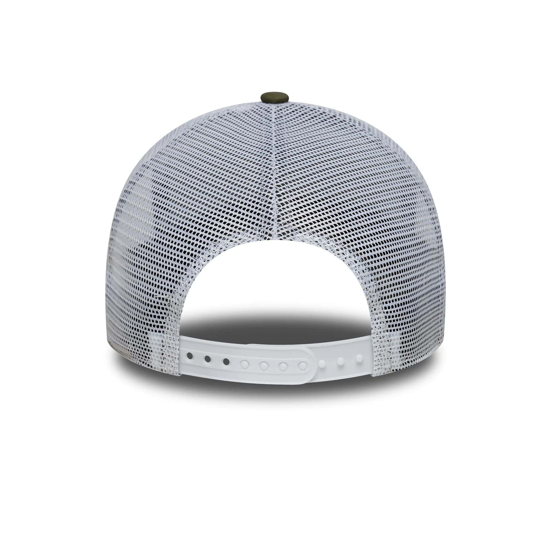 This is a New York Yankees MLB League Essential Dark Green 9FORTY E-Frame Trucker Adjustable Cap 4